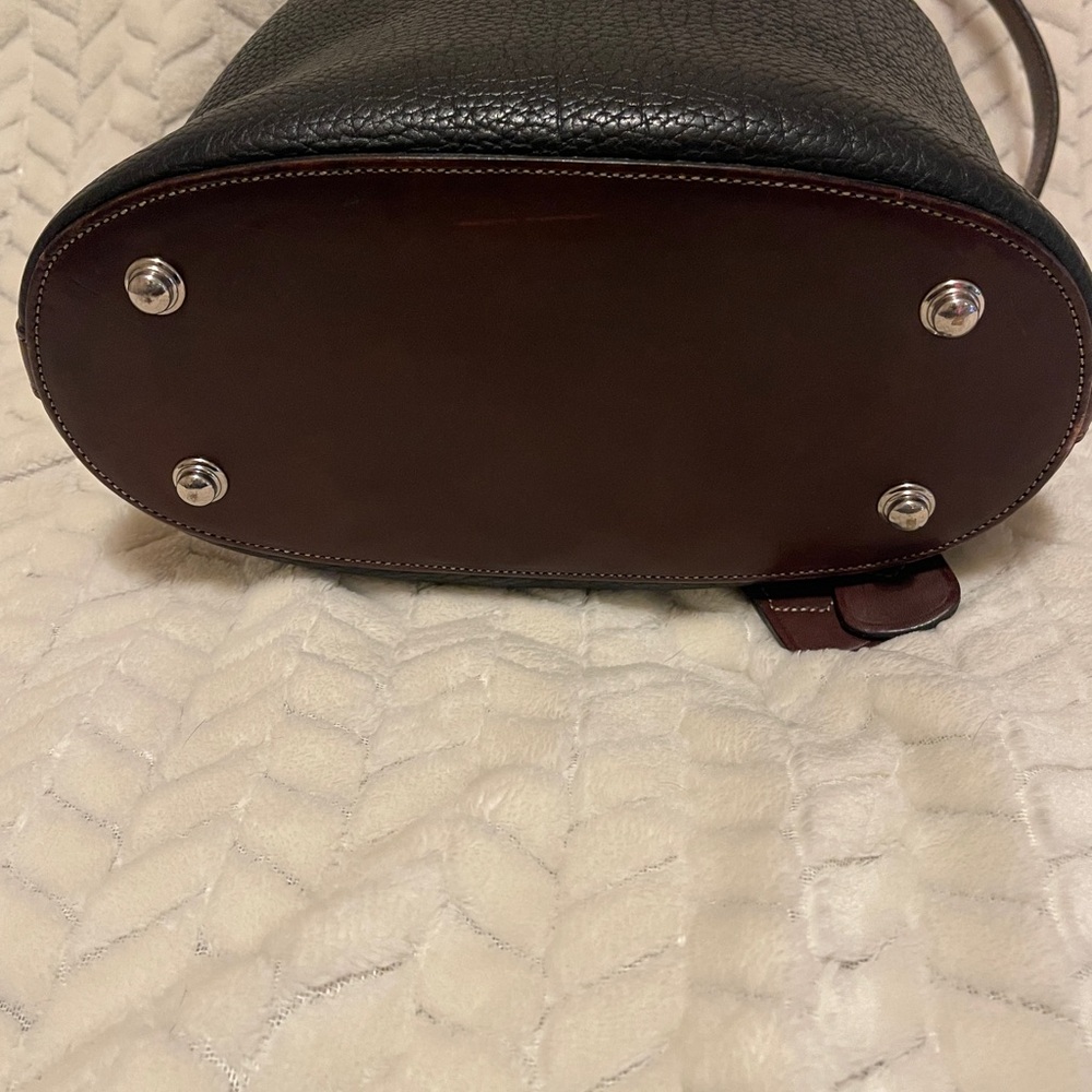 Dooney and Bourke Y171 Drawstring bag - Picture 6 of 13